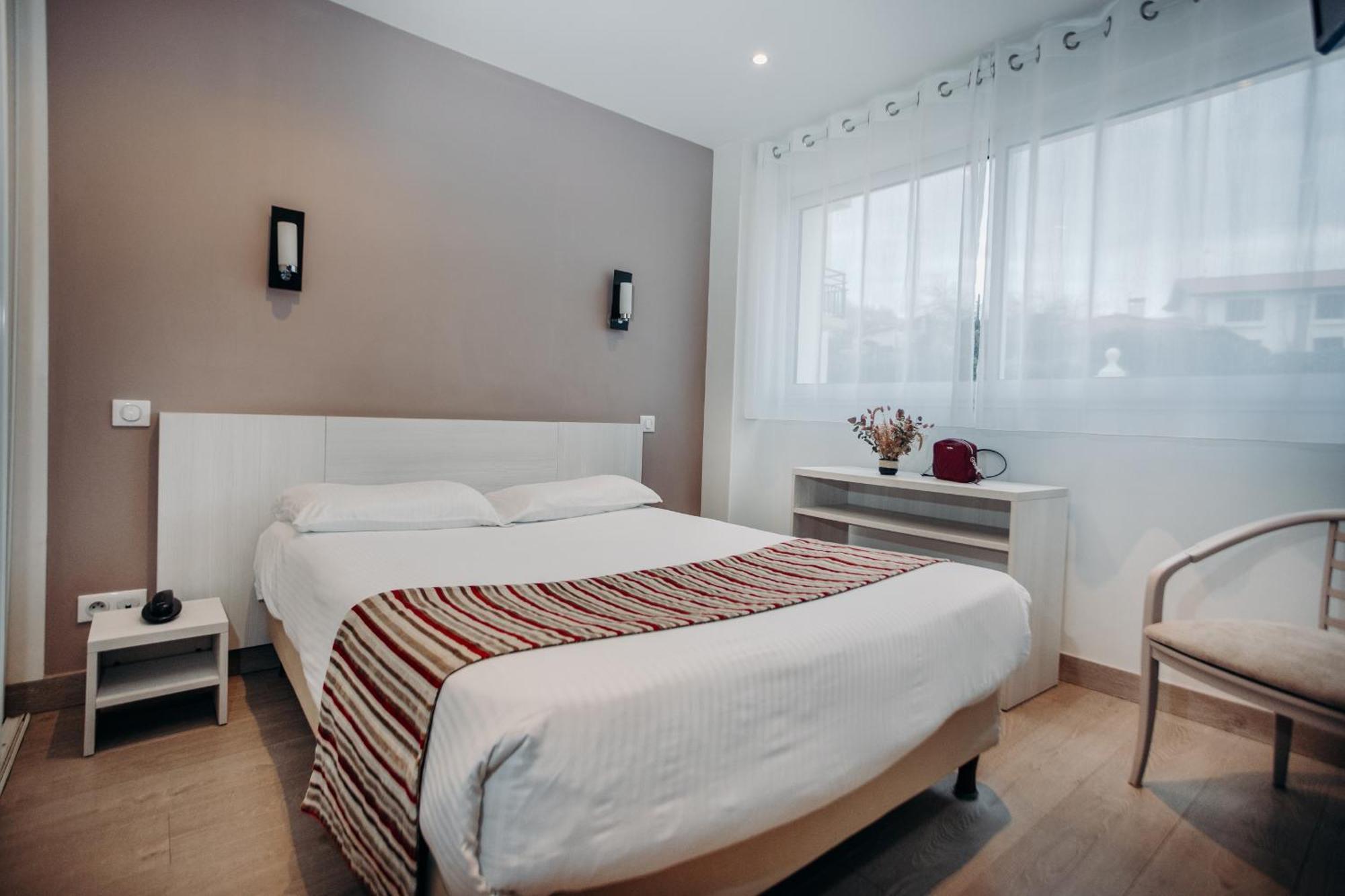 Hotel Valencia Hendaye Buitenkant foto