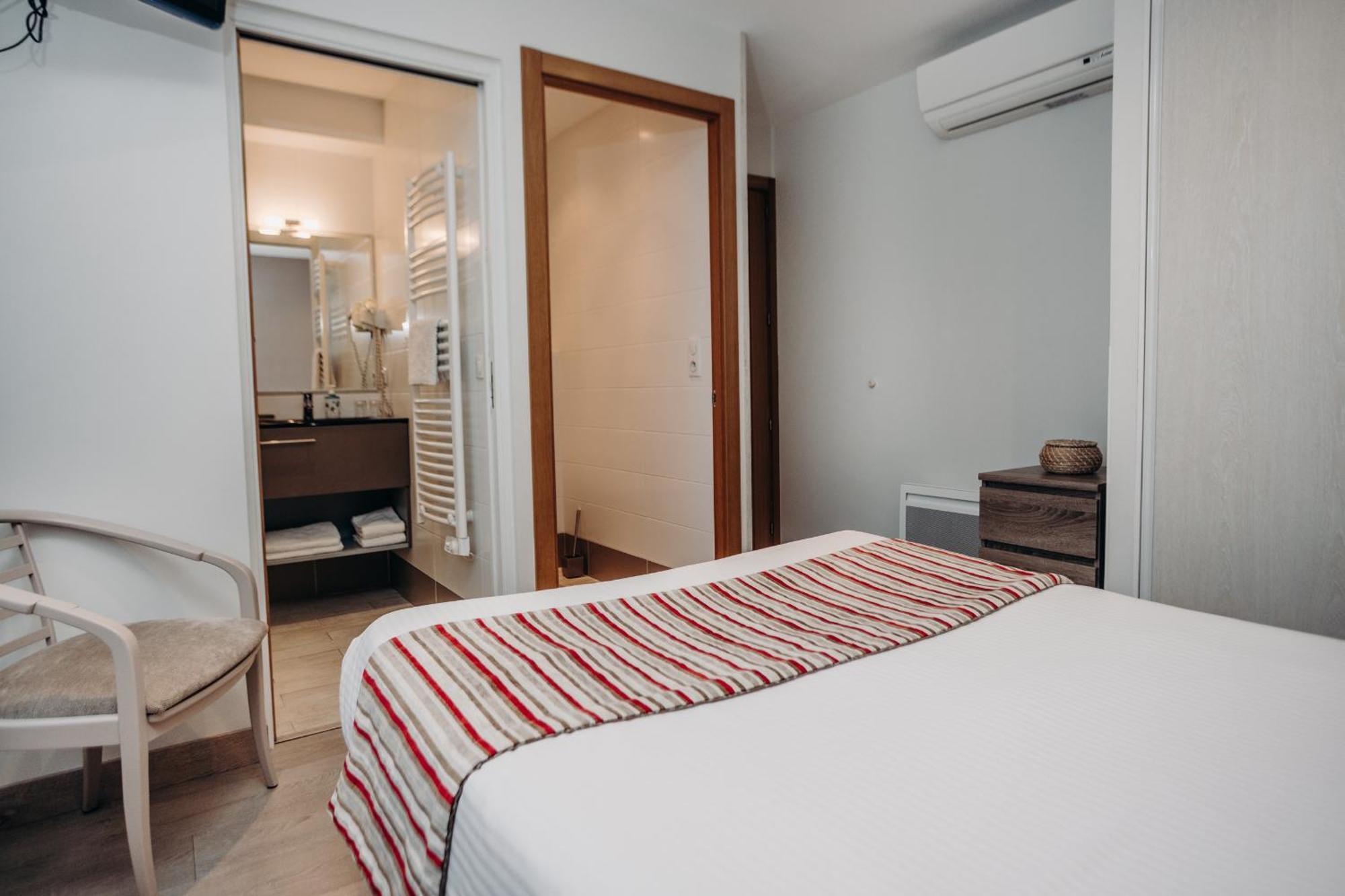 Hotel Valencia Hendaye Buitenkant foto